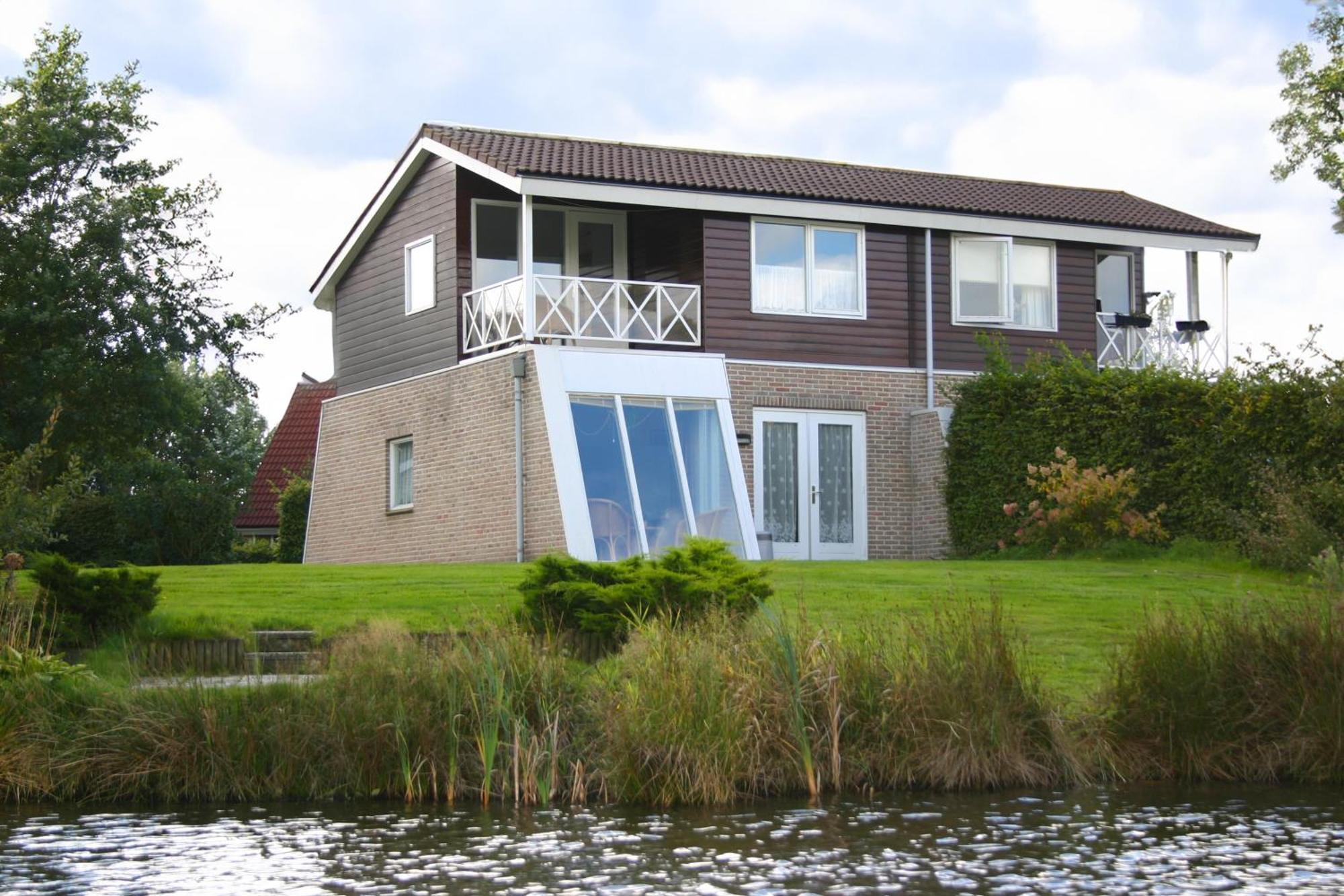 Summio Vakantiepark Emslandermeer Vlagtwedde Room photo